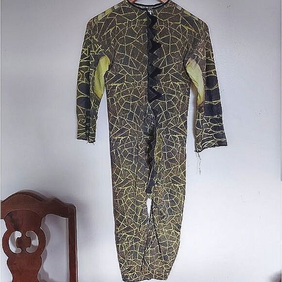 Pre-loved dinosaur catsuit onesie for costuming / upcycling - Picture 3 of 7